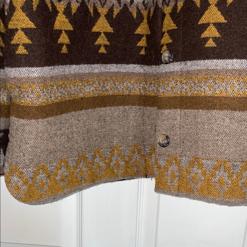 Women's Patterned Zip-Up Jacket - Brown and Yellow - Picture 6 of 8
